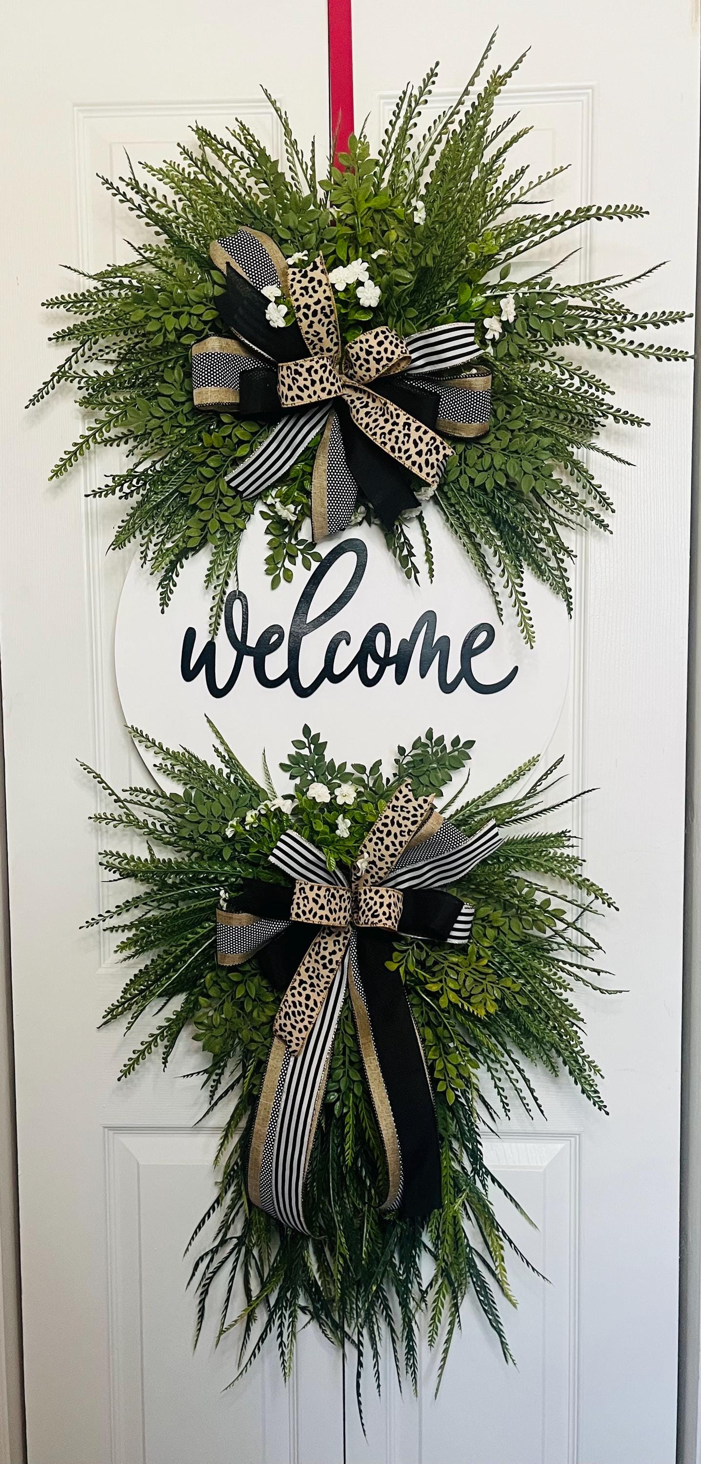 Welcome beaded grass fern wreath