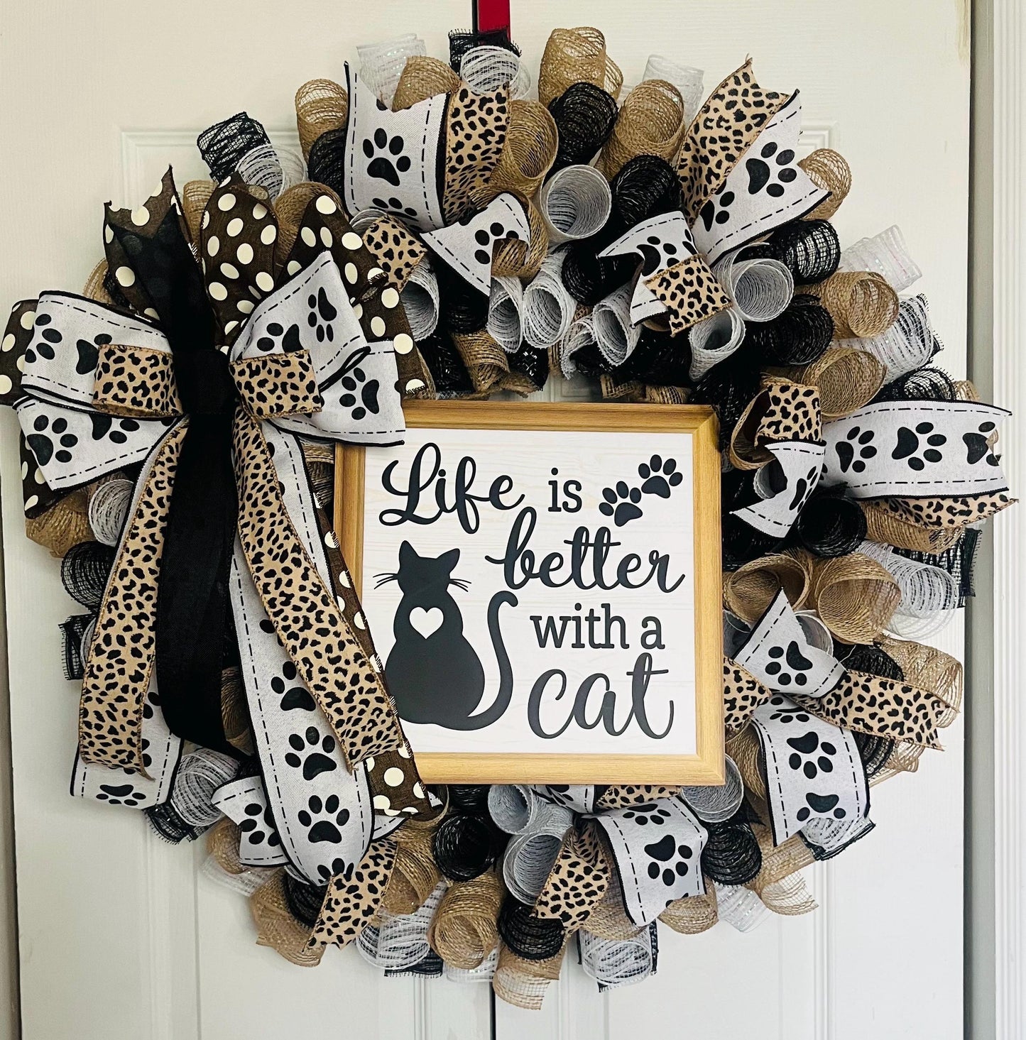 Welcome Cat Wreath