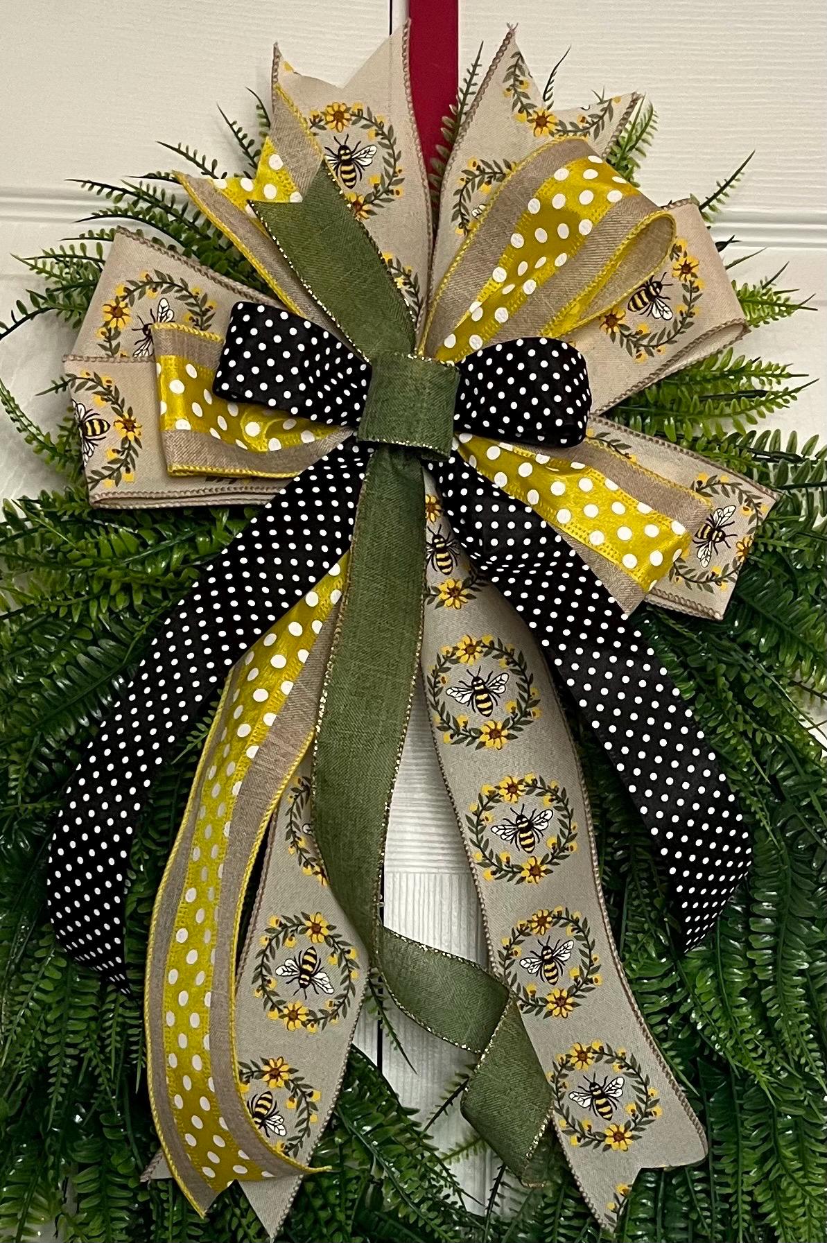 Bee yellow bow